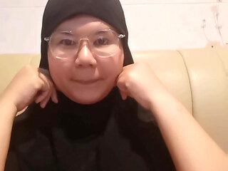 Hijab stepmother video calls with an affair