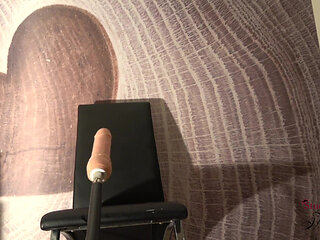 Student Aneta Looking for a Roommate