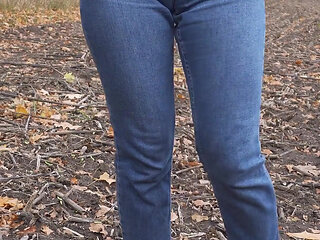 MILF Teasing Her Big Cameltoe in Blue Jeans Outdoors