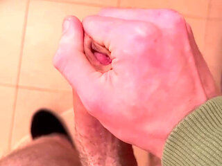 Jerking off in front of the shower