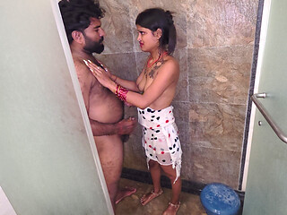Desi Hot Indian Bhabhi Ko Devarji Ne Bhabhi Ko Chod Dala