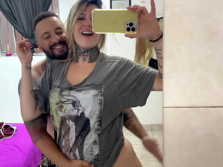 Me fodeu e pediu pra gozar dentro da buceta mollhada