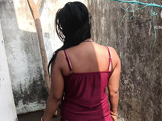 Desi Beautiful Village GF BF Outdoor Sex Video Full Hindi Audio  Indian Hot Girlfriend Boyfriend Private MMS XXX Video