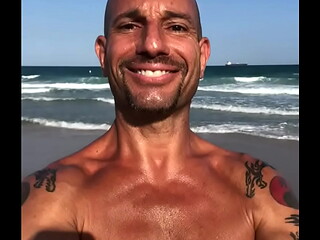 THE HAPPY PORNSTAR MAXXX LOADZ