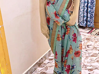 Innocent New Maid Fucked by Husband While Wife Cooking in Kitchen