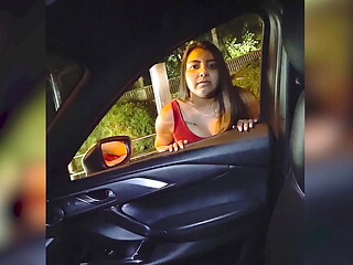 Se folla a joven de 18 a&ntilde_os que encontr&oacute_ en la calle sola y sin dinero