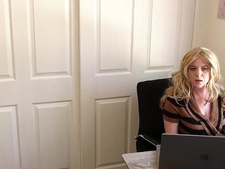 Stepmom wants to taste his stepcock while working at home