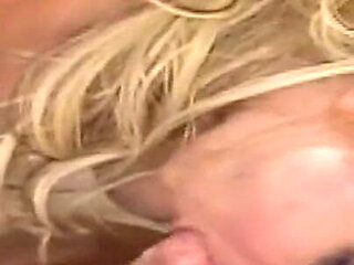 Hot MILF Likes to Fuck Strange Men