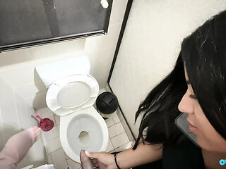 Horny Cheater Fucks Me Deep In Missionary - Latina Blonde Moans Hard