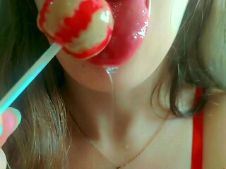 Dirty babygirl sucking lollipop and showing her mouth open and wide for u to cum all over her sweet cute face