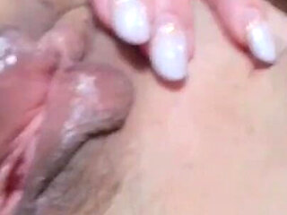 MILF's Pussy and Ass Hole Clouse up. She Getting an Orgasm.