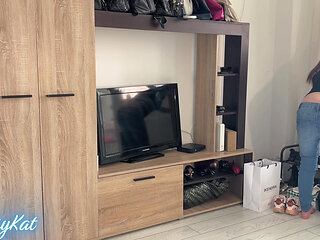 Jeans Farts & Butt Crack Cleaning & Gassing up My House 4K