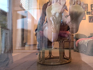 POV Giantess Feet Soles, Toes, Trampling & Crushing