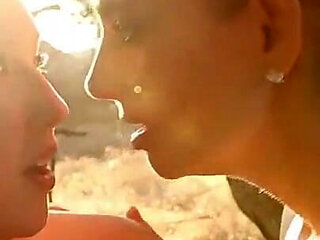 Mindi Mink, Samantha Rone MILF Romance