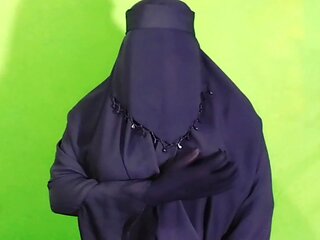 The Village Beautiful Hot Woman Is Rejoicing