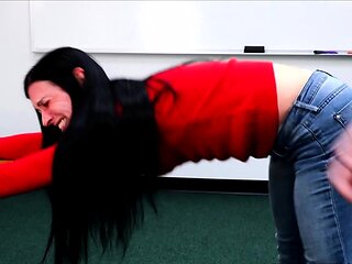 Lovely Amateur teen brunette masturbating outdoor