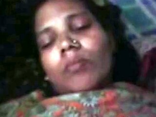 Indian MILF's Shaved Pussy Fucked Hard by Boyfriend