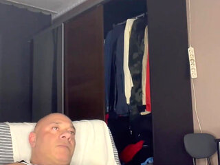 Mr Guru Home Wank Jerk