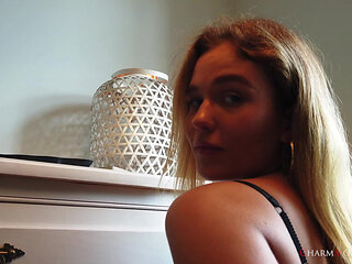 Denise Adorable Pretty Babe in Glamour Video