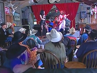 Drooling Deepthroat Slut Gets Pussy Fingered in Band Orgy