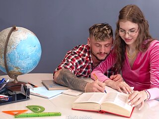 Skinny sorority slut deepthroats cock in HD while moaning on the couch