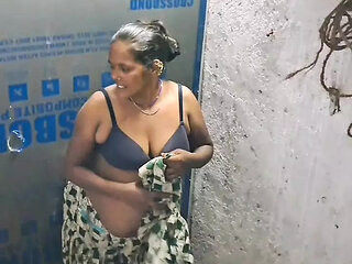 Hot Indian Nabour Girl Sucking Dick So Good And Recieve Warm Cum In Mouth