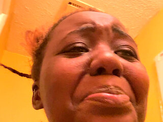 Late Night Vlog With Adult Content Creator Alliyah Alecia