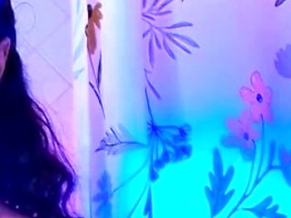 Close up amateur masturbating solo