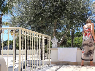 Amateur Blonde Mature Wife Enjoys Outdoor Posing and Sex