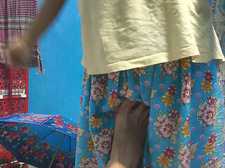 18+ Desi Fuck Her Age Just 18 Years Old for the First Time Invited Me Make Her Happy Desi Boyfriend XXX Big Dick