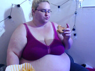 Feedee gluttony