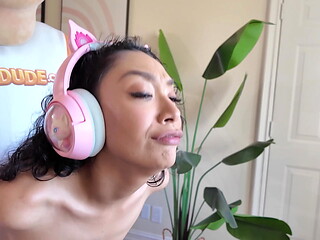 Sarah Lace&rsquo_s Deepthroat Levels Up My Dick for a Creamy Finish!