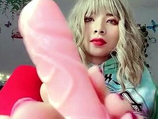 SnowPrincess aka snowpriness OnlyFans - Just a gentle touch