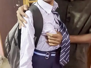 Hot Young Indian Boyfriend Fucked in School Girlfriend Big Cock