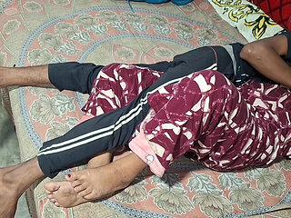 Village Bhabhi Ki chudai Sexy pussy