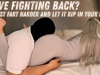 Facesit Fart Warfare: He Fights, I Win