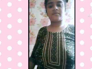 Cute girl Bangla Sax - Full Video