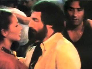 Amateur Brunette Webcam Show