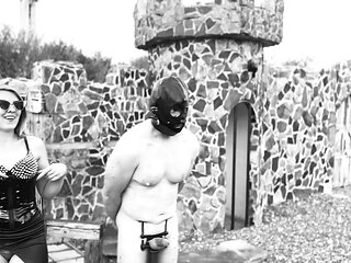 Real, medieval NIPPLE tantalize - TRAUMA NIPPLES