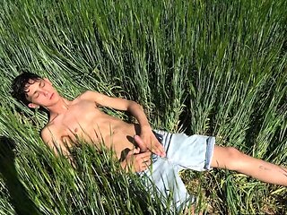 Sweet Skinny Twink Boy with Huge Dick Gets Outdoor Handjob