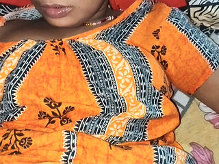 Desi Aunty Pussy Licking and Fucking in Hot Indian Sex Video