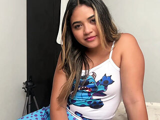 Petite Latina teen seduces stepdad with deep throat blowjob and big ass fucking - Yohamedi homemade taboo sex