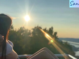 Nipple play in paradise