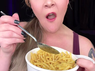 Late Night Foodie Fetish Friday