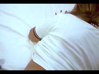 Sexy Student Seduces Her Teacher and Gets a Huge Cumshot on Her Big Ass