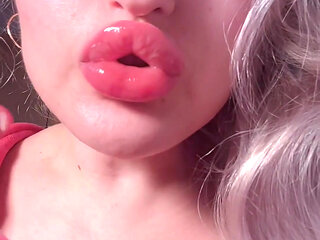 Bimbo Red Lipgloss Captivated