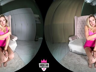 Lovely Blonde With Tight Pussy Masturbate Solo