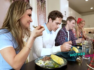 MILF Teaches Friend How Stepsons Want To Be Loved