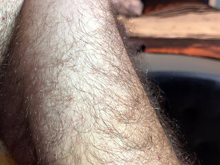 Hairy Man Slow Tease to Deep House Vibes