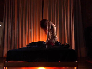 The Hottest Dance Right on the Bed